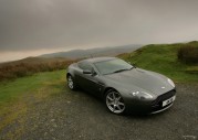 Aston Martin Vantage V8